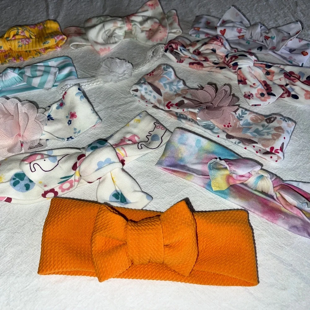 Chick Pea NWOT- 0-24 Months GIRLS BOWS